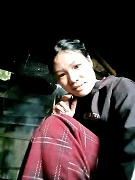 Snapshot of Hin_xx chatting on November 2, 2025, 5:01 am Hin xx online show from November 2, 2025, 5:01 am