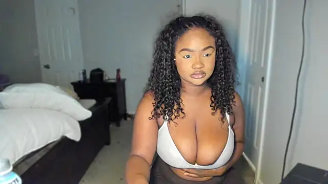supanovaaa online show from June 18, 2026, 2:22 pm