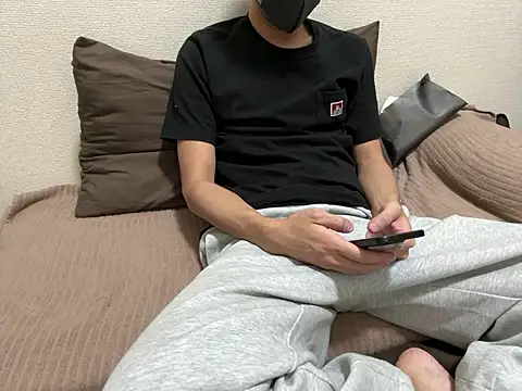 Ryunosukesuke online show from November 3, 2025, 11:14 am