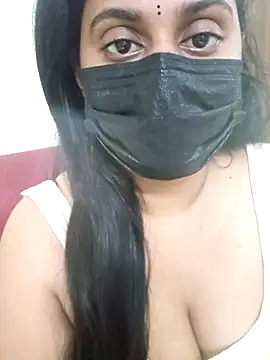 Snapshot of Dheronika_sweetie chatting on January 6, 2026, 4:00 pm Dheronika sweetie online show from January 6, 2026, 4:00 pm