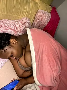 hny2030 online show from October 10, 2025, 4:46 am