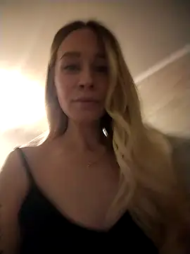 Snapshot of Anita_Delicious chatting on February 20, 2026, 8:22 pm Anita Delicious online show from February 20, 2026, 8:22 pm