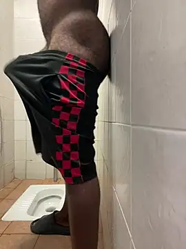 Snapshot of nice686@xh chatting on April 6, 2026, 8:37 am nice686xh online show from April 6, 2026, 8:37 am