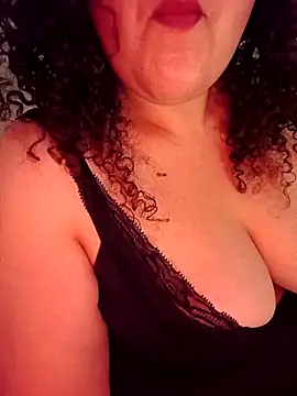 Snapshot of bbw_desire6 chatting on January 6, 2026, 10:03 pm bbw desire6 online show from January 6, 2026, 10:03 pm