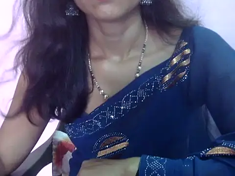 Laila Cute online show from May 20, 2026, 3:58 am