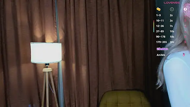 Snapshot of PocketDollX chatting on June 19, 2026, 2:56 pm PocketDollX online show from June 19, 2026, 2:56 pm