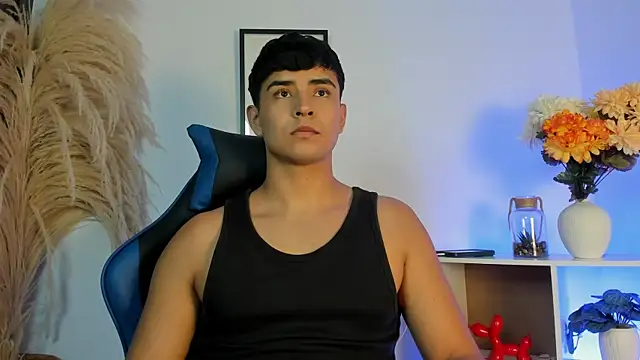 Thiago Connor21 online show from June 27, 2026, 10:49 pm