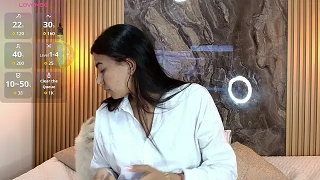 Snapshot of Pocahontas_sun chatting on October 15, 2025, 1:48 am Pocahontas sun online show from October 15, 2025, 1:48 am