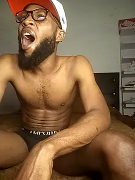 Snapshot of FreakyKaigrey chatting on December 18, 2025, 2:49 am FreakyKaigrey online show from December 18, 2025, 2:49 am