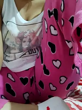 Snapshot of Rihame07 chatting on November 15, 2025, 9:52 pm Rihame07 online show from November 15, 2025, 9:52 pm