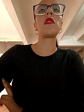 Snapshot of Jade_1-9 chatting on February 14, 2026, 5:02 pm Jade 1-9 online show from February 14, 2026, 5:02 pm