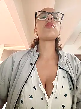 Snapshot of Jade_1-9 chatting on February 24, 2026, 3:02 pm Jade 1-9 online show from February 24, 2026, 3:02 pm