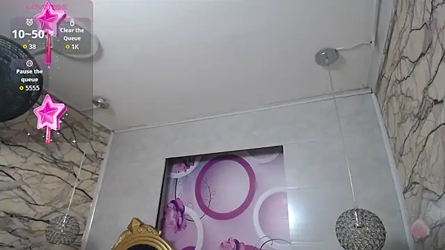 kimberly candy online show from November 20, 2025, 7:25 pm