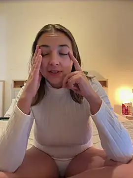 Snapshot of looloopaul chatting on December 15, 2025, 9:31 pm looloopaul online show from December 15, 2025, 9:31 pm