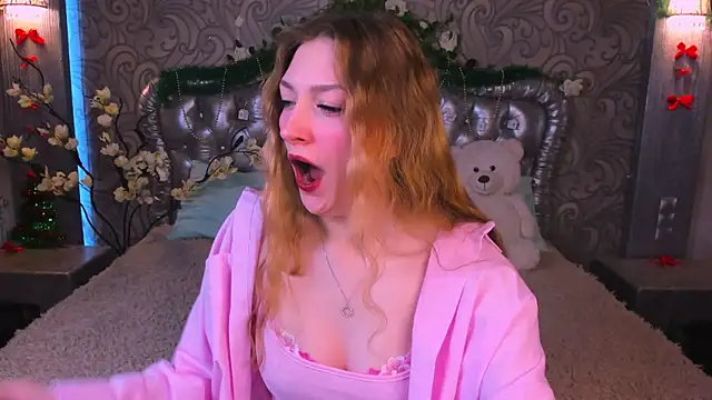 AngelAnabelle online show from January 13, 2026, 8:24 pm