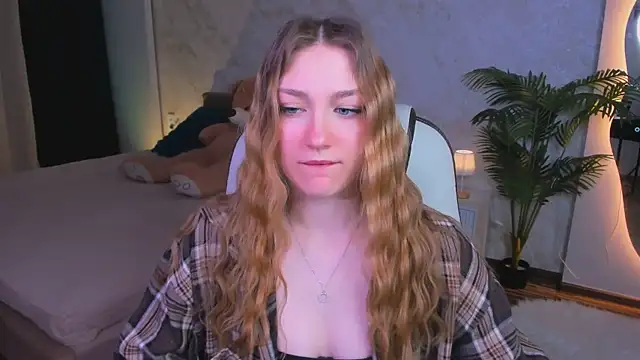 Snapshot of AngelAnabelle chatting on November 21, 2025, 8:52 pm AngelAnabelle online show from November 21, 2025, 8:52 pm