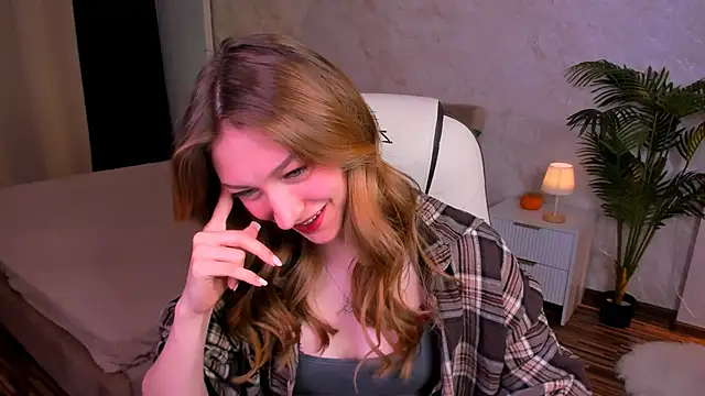 Snapshot of AngelAnabelle chatting on November 14, 2025, 8:56 pm AngelAnabelle online show from November 14, 2025, 8:56 pm