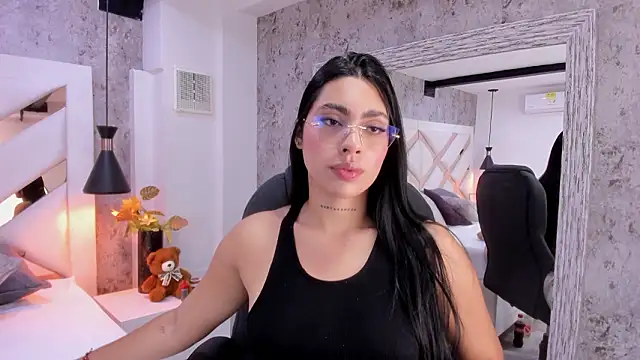 Vanessa Rain  online show from January 31, 2026, 8:18 pm