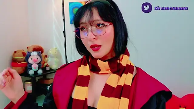 tiramesusuu online show from November 16, 2025, 8:13 pm