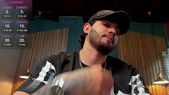 Snapshot of ElianKeiser chatting on January 19, 2026, 12:31 pm ElianKeiser online show from January 19, 2026, 12:31 pm