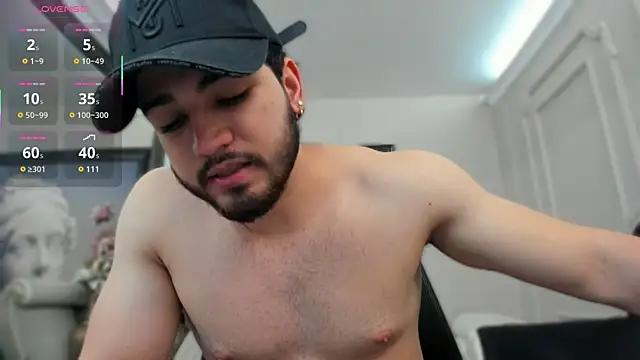 ElianKeiser online show from October 31, 2025, 12:24 pm