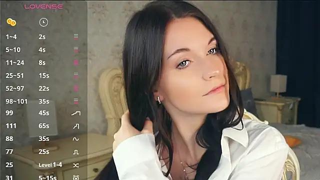 Snapshot of BettieBourque chatting on November 9, 2025, 7:18 pm BettieBourque online show from November 9, 2025, 7:18 pm