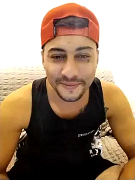 gooddboy01 online show from October 15, 2025, 2:36 pm