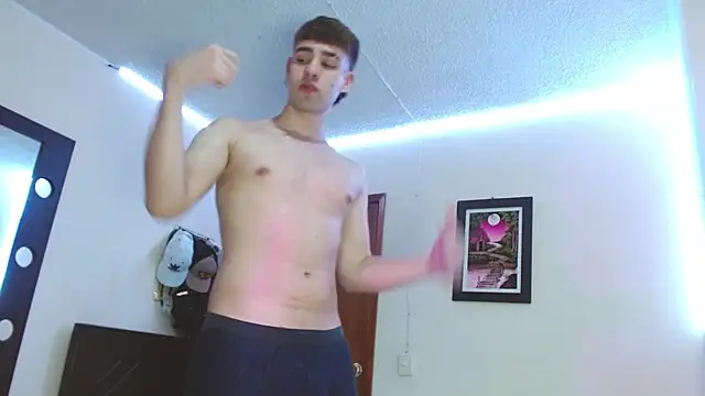 PapiNoha online show from October 12, 2025, 1:29 am