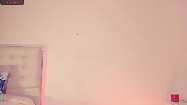 clover tter  online show from November 12, 2025, 12:37 am