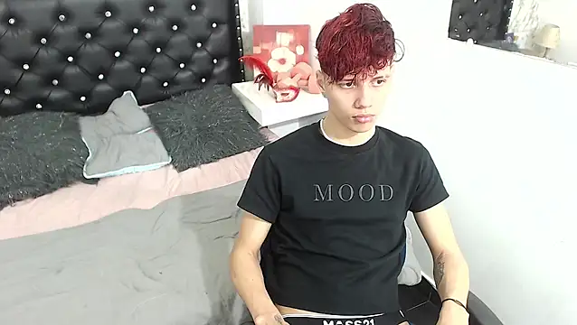 Snapshot of Patrick-Rios chatting on October 5, 2025, 6:20 pm Patrick-Rios online show from October 5, 2025, 6:20 pm