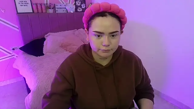 Snapshot of koning_moretti chatting on April 3, 2026, 6:31 am koning moretti online show from April 3, 2026, 6:31 am