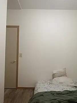 Snapshot of Big_Dick321 chatting on October 5, 2025, 8:27 am Big Dick321 online show from October 5, 2025, 8:27 am