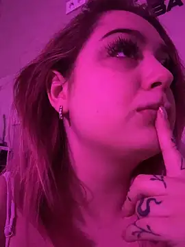 Snapshot of KellyMoors chatting on February 13, 2026, 2:44 am KellyMoors online show from February 13, 2026, 2:44 am