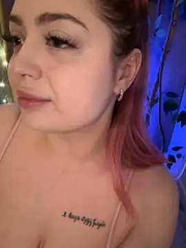 Snapshot of KellyMoors chatting on March 2, 2026, 2:12 am KellyMoors online show from March 2, 2026, 2:12 am