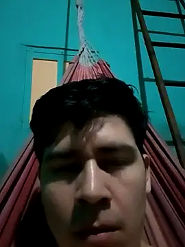 Travieso loco9 online show from October 19, 2025, 1:52 am