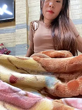 Snapshot of Noen_22 chatting on October 8, 2025, 8:49 am Noen 22 online show from October 8, 2025, 8:49 am