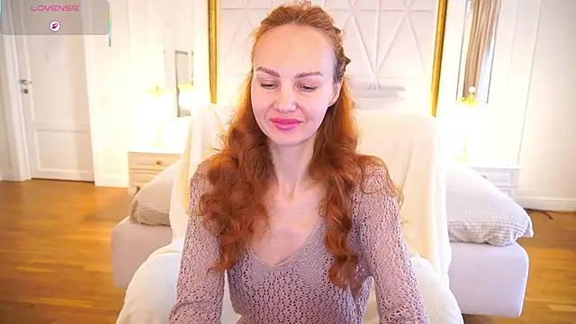GingerGaze online show from May 10, 2026, 5:33 am