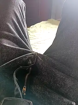 EmotionalOpenair55 online show from October 2, 2025, 8:40 am