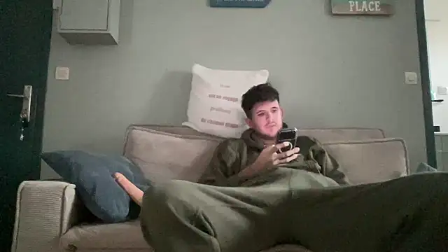 Snapshot of VersaGoo chatting on January 9, 2026, 3:08 pm VersaGoo online show from January 9, 2026, 3:08 pm