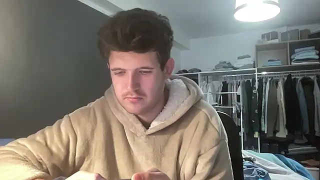 Snapshot of VersaGoo chatting on February 10, 2026, 8:02 am VersaGoo online show from February 10, 2026, 8:02 am