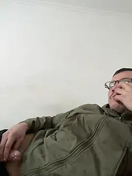 Snapshot of viktor1992-1-1 chatting on February 19, 2026, 6:10 am viktor1992-1-1 online show from February 19, 2026, 6:10 am