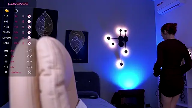 Snapshot of ElizabethMilller_ chatting on October 25, 2025, 10:21 pm ElizabethMilller online show from October 25, 2025, 10:21 pm