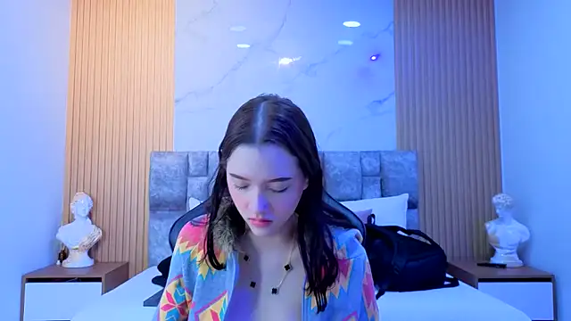 Snapshot of angel__kiss chatting on November 30, 2025, 12:17 pm angel kiss online show from November 30, 2025, 12:17 pm