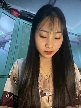 banlinh004 online show from November 25, 2025, 3:01 pm