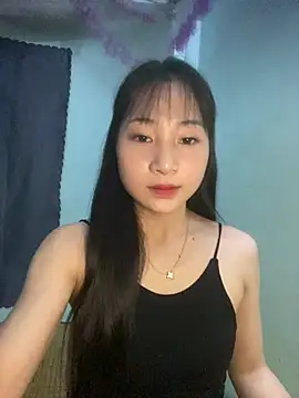 Snapshot of banlinh004 chatting on July 3, 2026, 3:51 pm banlinh004 online show from July 3, 2026, 3:51 pm