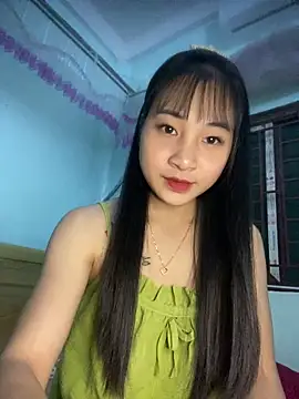 banlinh004 online show from October 24, 2025, 2:38 pm