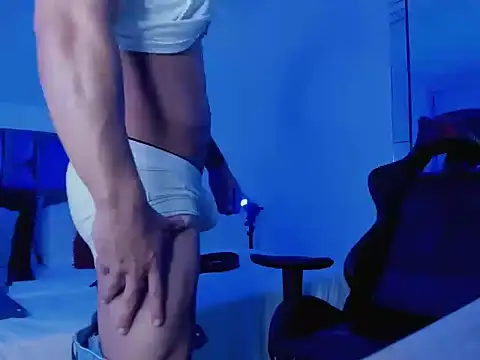 Snapshot of Dammianmiller chatting on October 8, 2025, 11:05 pm Dammianmiller online show from October 8, 2025, 11:05 pm