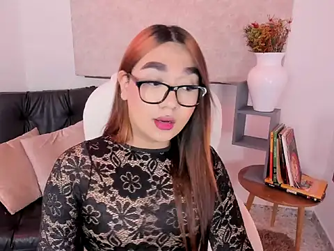 Snapshot of lissascarlett_1 chatting on November 7, 2025, 7:18 pm lissascarlett 1 online show from November 7, 2025, 7:18 pm