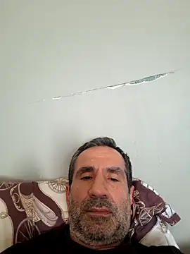 hakannazli online show from November 3, 2025, 9:57 am