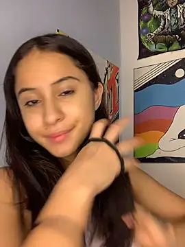 Alana Martinez  online show from April 12, 2026, 12:41 pm